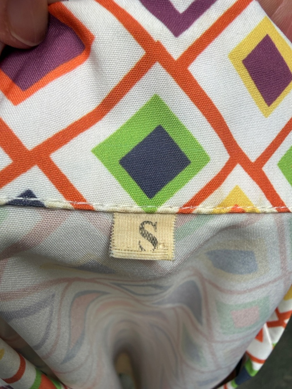 Vintage 70’s Multicolored Short Sleeve Geo Print Button-Up Blouse - Picture 9 of 9